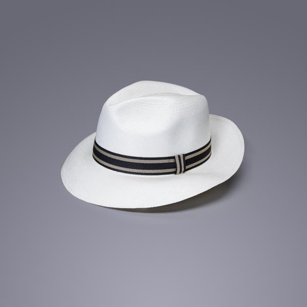 SOMBRERO LLANO GR. 2-3 MODELO CAVALIER COL. 100B  AUTOAJUSTABLE