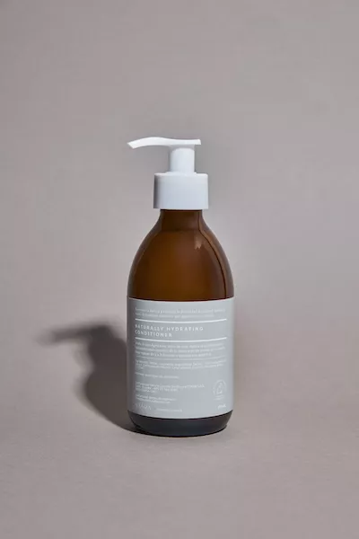 NATURALLY HYDRATING CONDITIONER