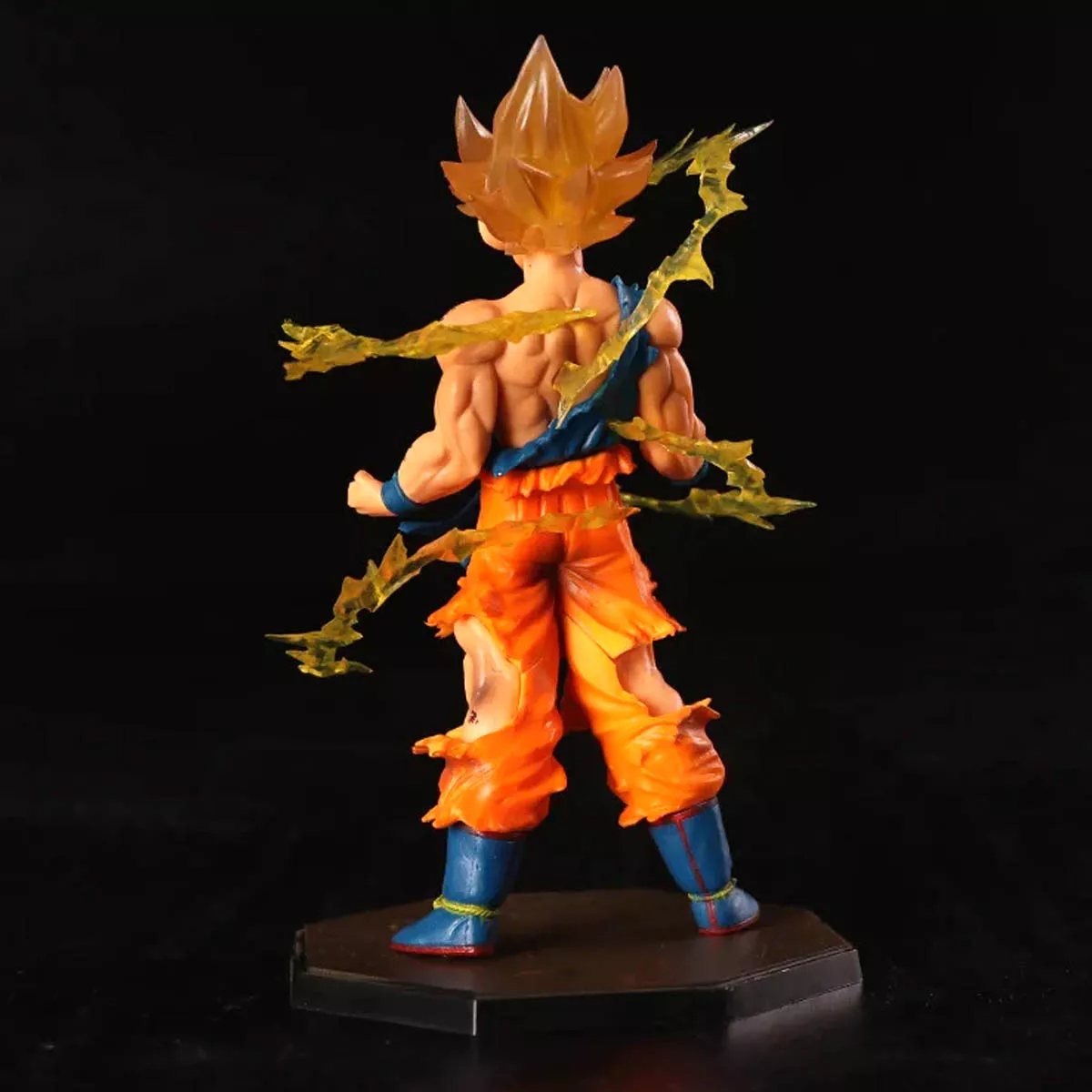 Dragon Ball Figura Son Goku Super Saiyan 15cm PVC