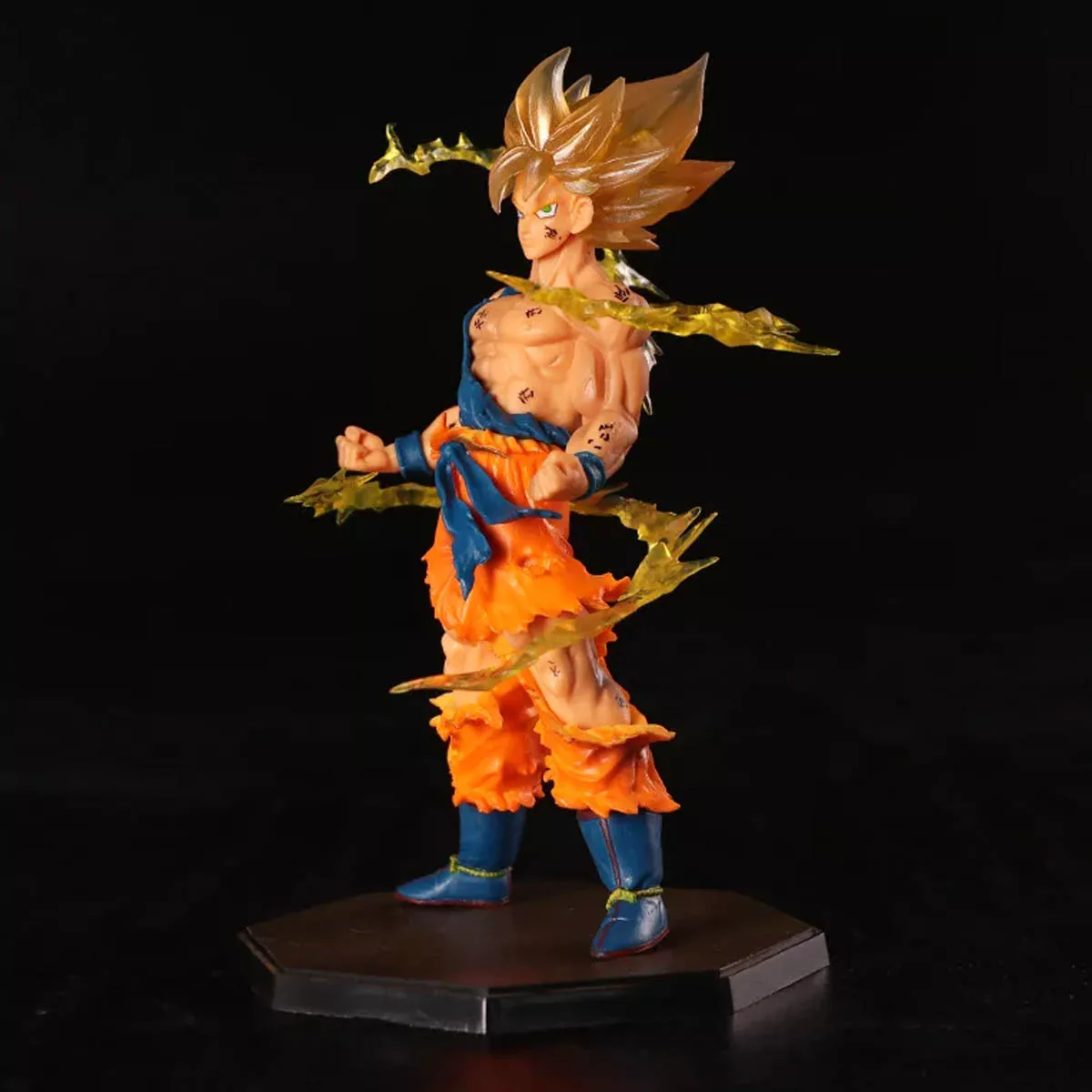 Dragon Ball Figura Son Goku Super Saiyan 15cm PVC