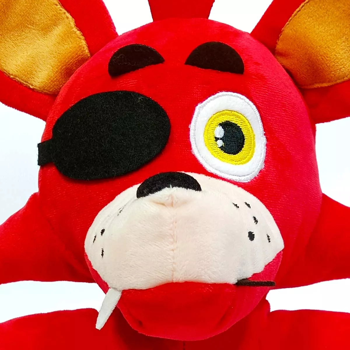 Five Nights at Freddys Foxy Peluche 30cm